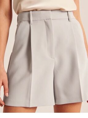 Abercrombie & Fitch Light Gray High-Waist Pleated Shorts